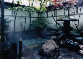 辰巳館